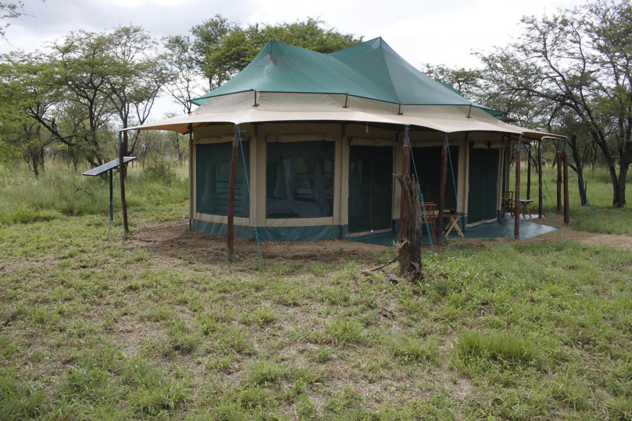 Osero Serengeti Luxury Tented Camp Banagi ภายนอก รูปภาพ