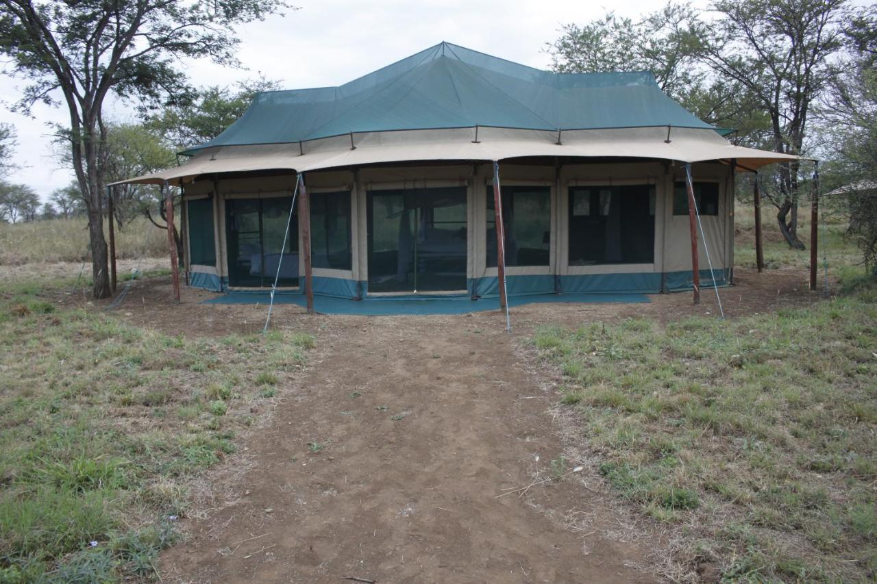 Osero Serengeti Luxury Tented Camp Banagi ภายนอก รูปภาพ