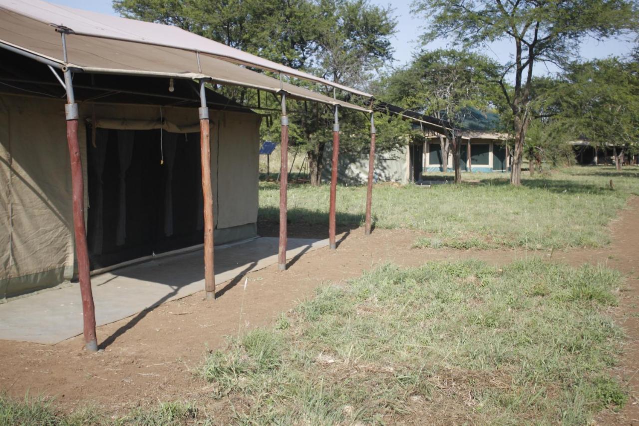 Osero Serengeti Luxury Tented Camp Banagi ภายนอก รูปภาพ